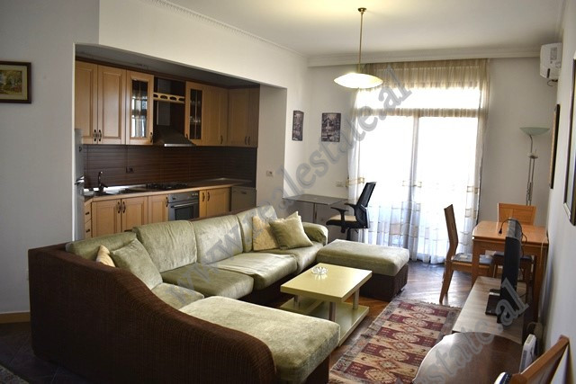 Apartament 2+1 me qira ne rrugen e Elbasanit ne Tirane